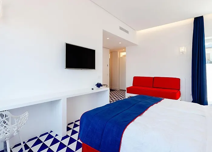 Maison Blu - Intimate Guesthouse